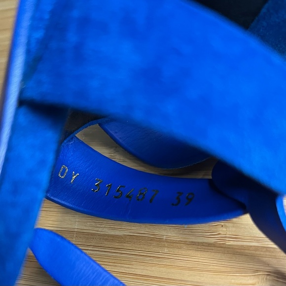 Authentic blue suede YSL Tribute stiletto - Picture 7 of 9